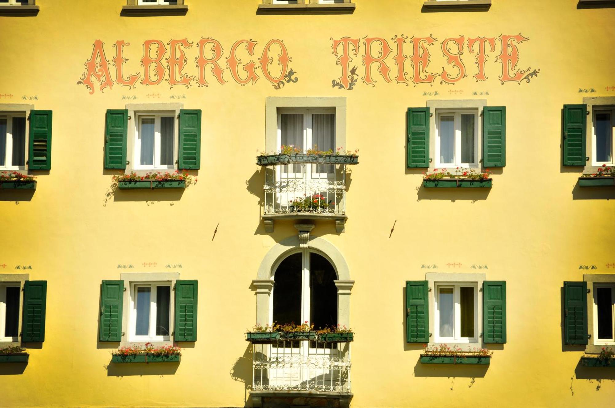 Albergo Trieste Lorenzago Di Cadore ภายนอก รูปภาพ